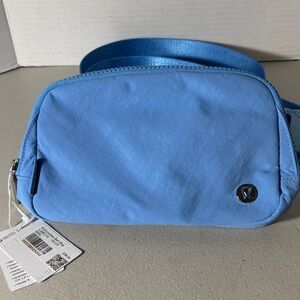Lululemon Everywhere Belt Bag light blue
